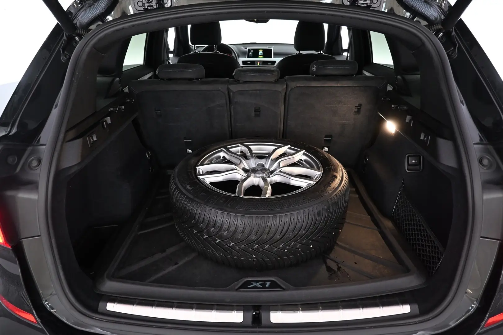Car Image - 7AAHVZpZEca4N1Ly3LF9Sw