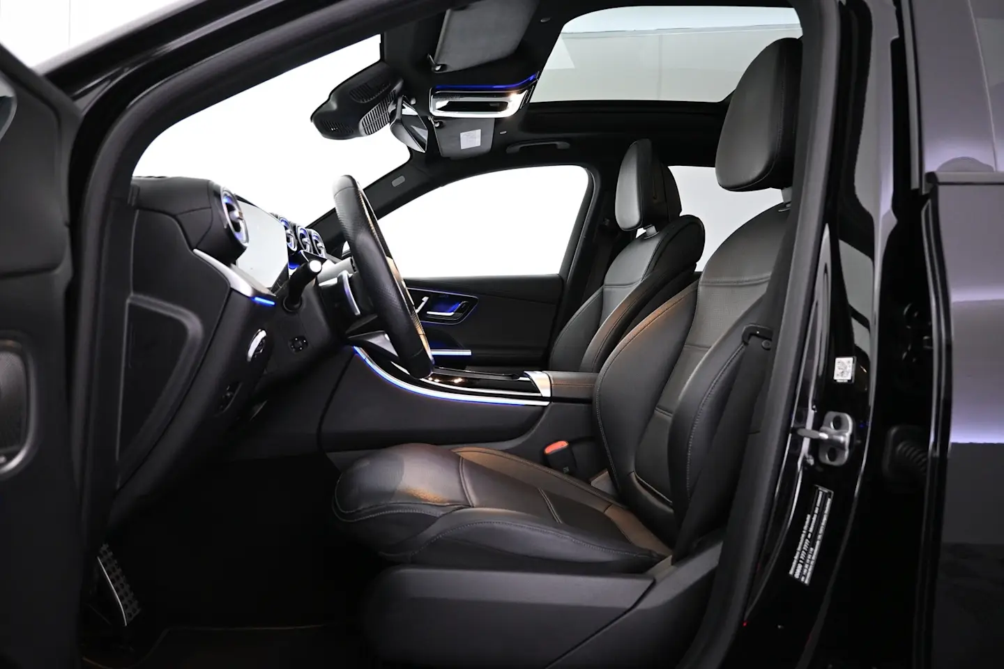 Car Image - 2RG1eQg9ZlW6cJL3j4LcEU