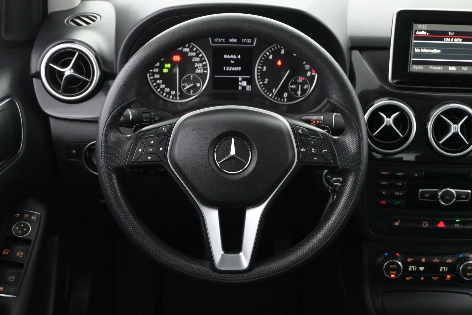 Car Image - 6Sl2BsVmZKFT3BxSWNHJYv