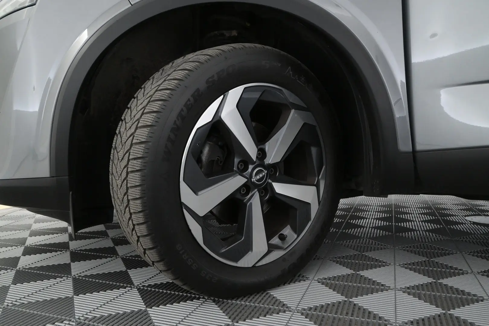 Car Image - 6lwoF4ud9Erh5lqiZNMmNv