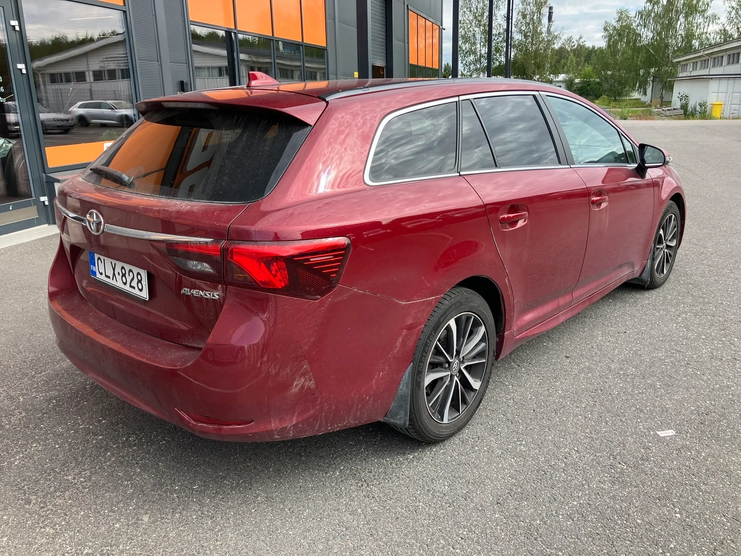 Car Image - 7lLarOU7lfWnGhADxIdasq