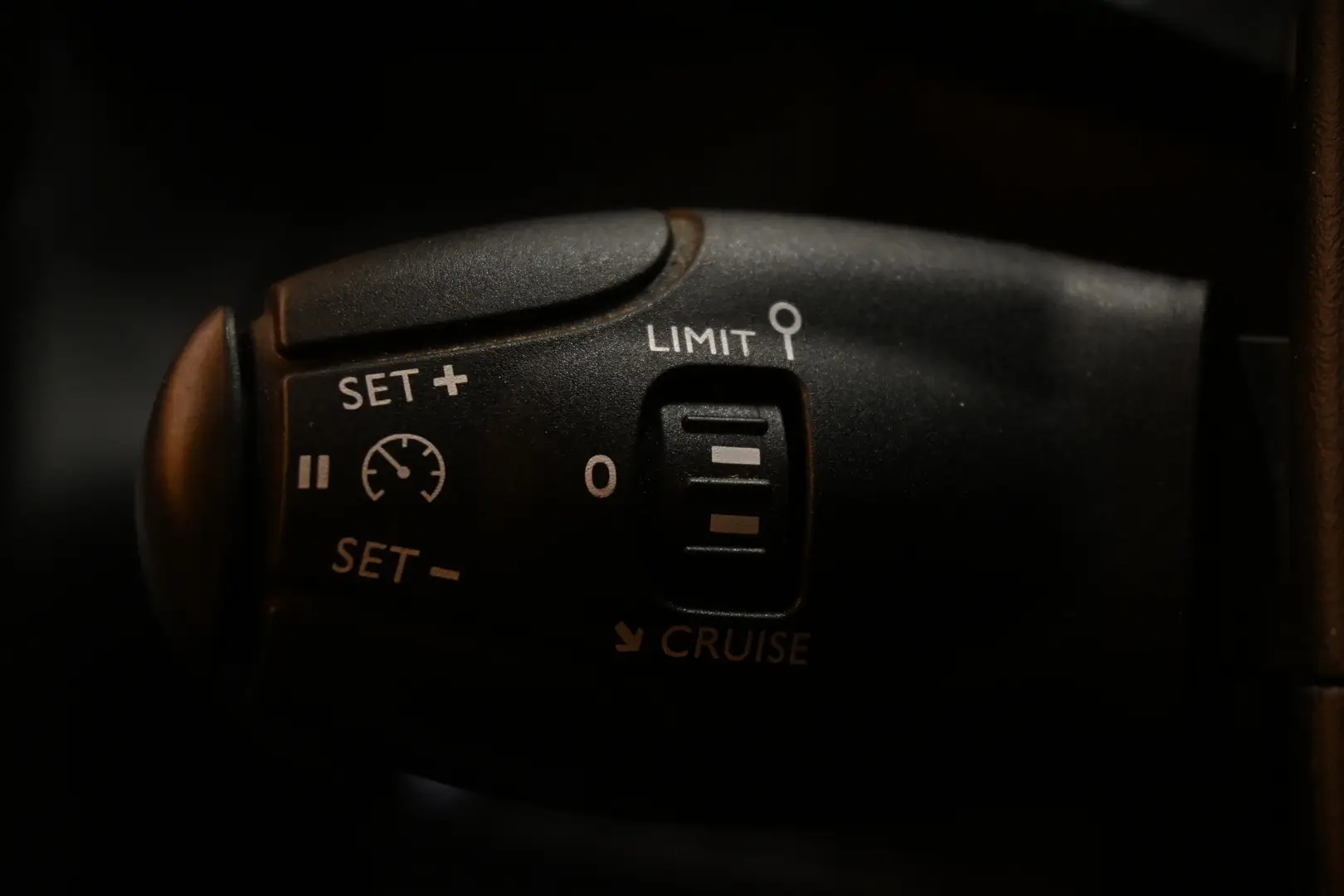 Car Image - 1gWAgmjAxhmsJSMOpKmLRt