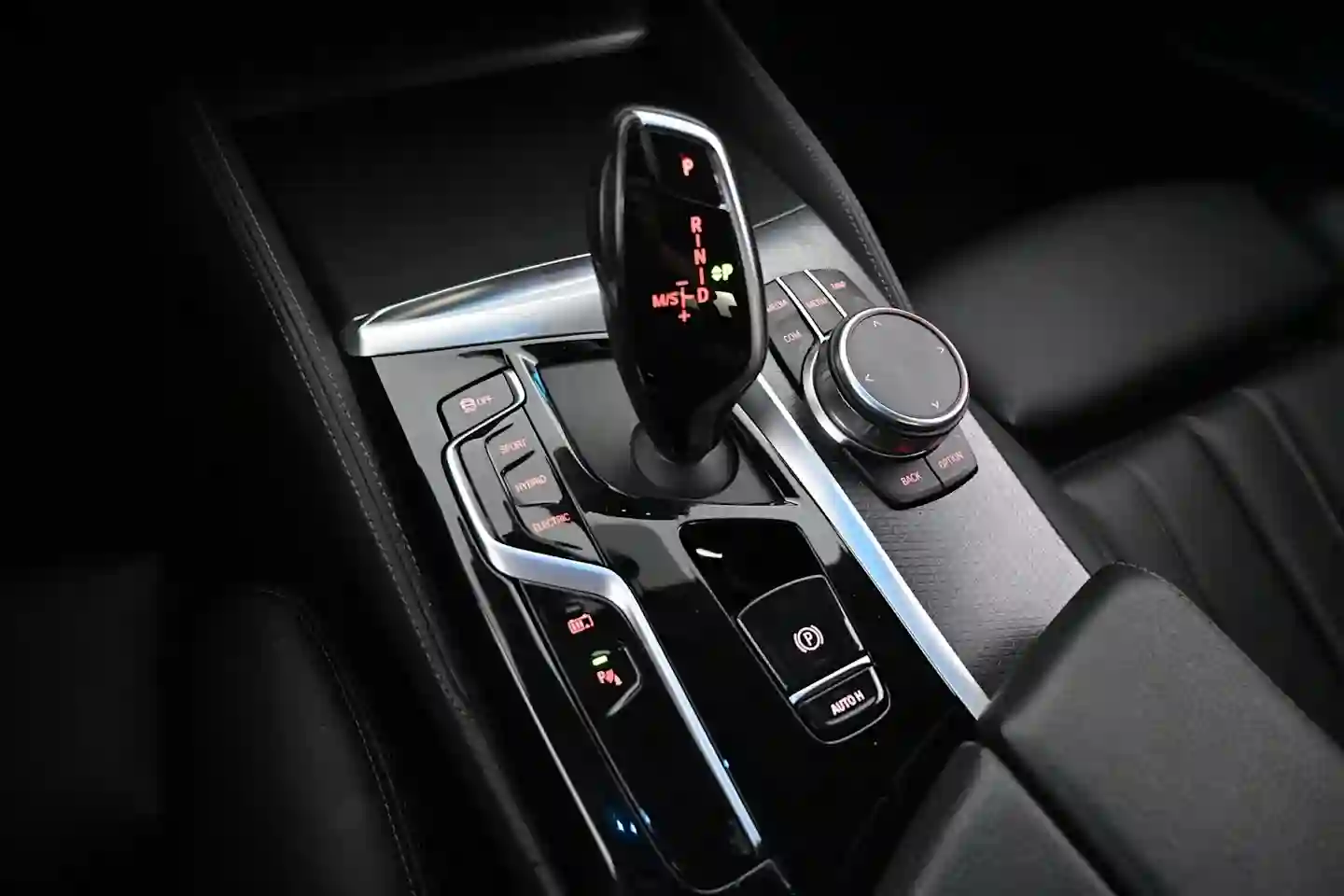 Car Image - 1PZTy8VSYlgmuytZHheLie