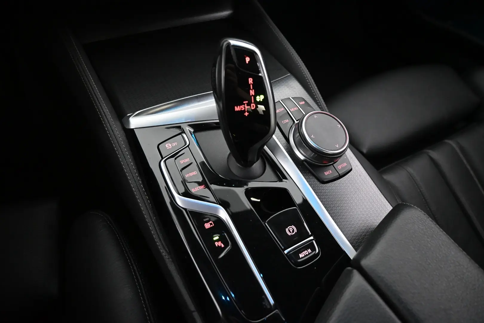 Car Image - 1PZTy8VSYlgmuytZHheLie