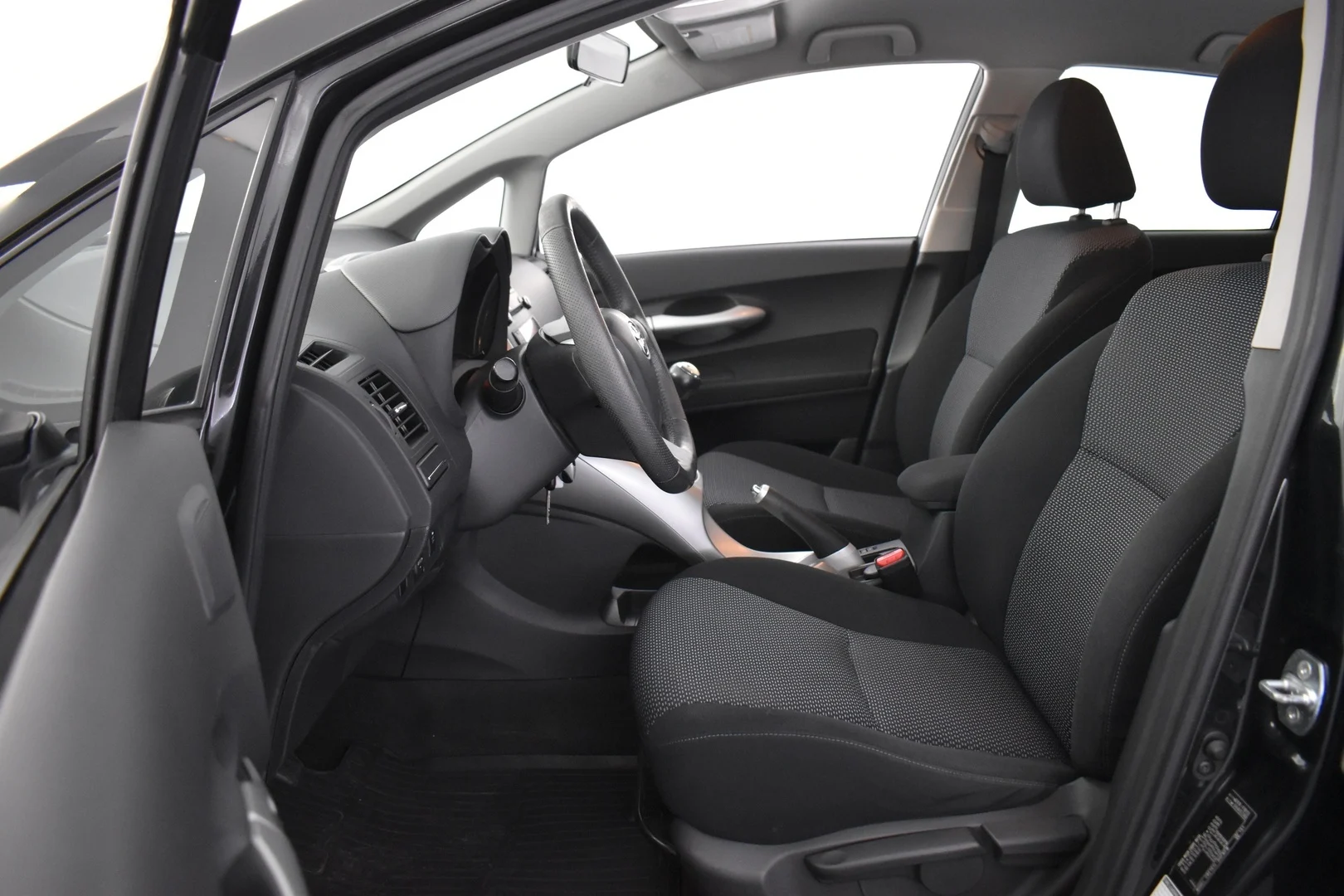 Car Image - 3XtdRgAqOy3nY7nwDYR5Li