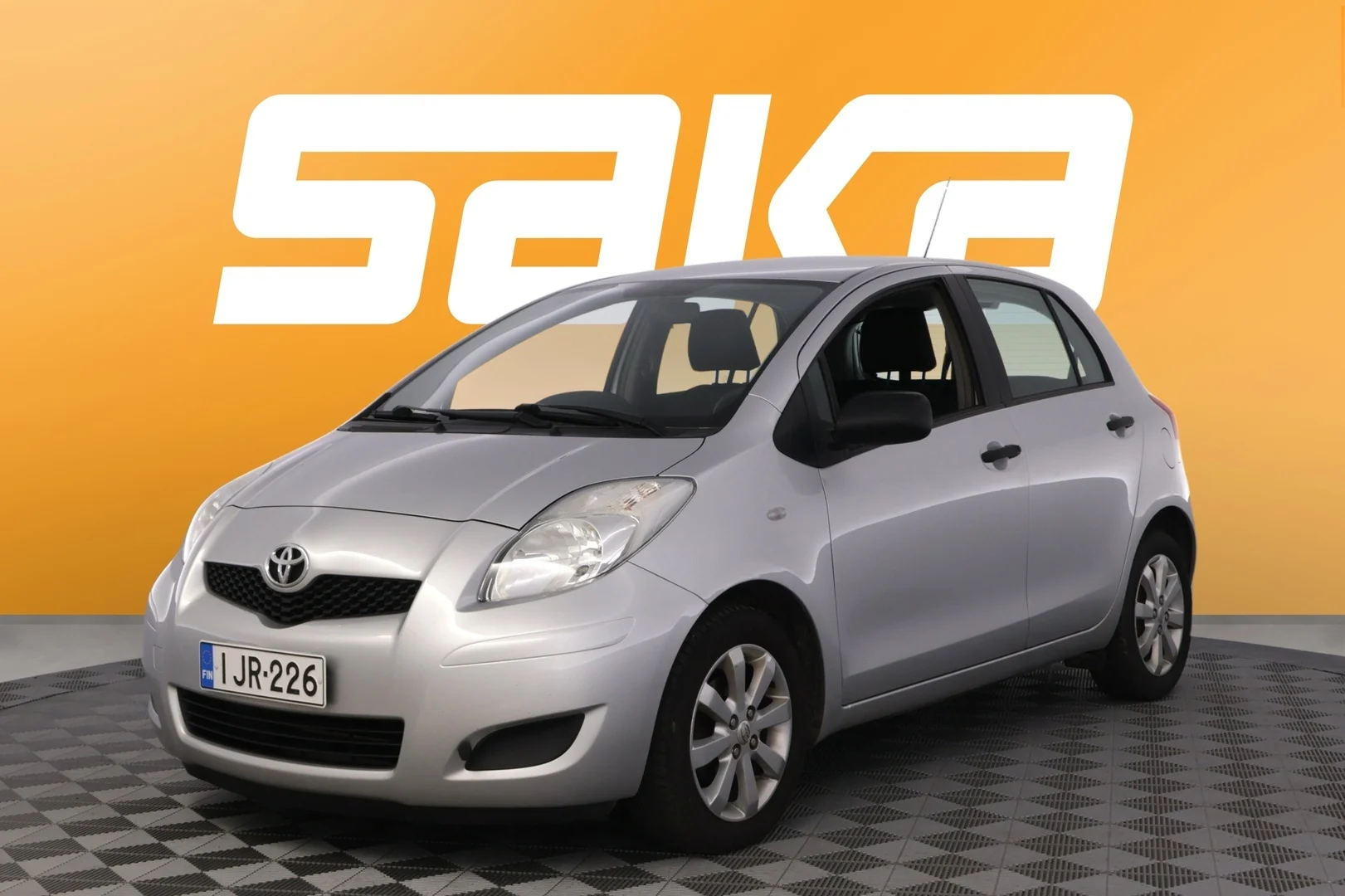 Car Image - 7k5fBgb0OWUK8khgUAIn2R