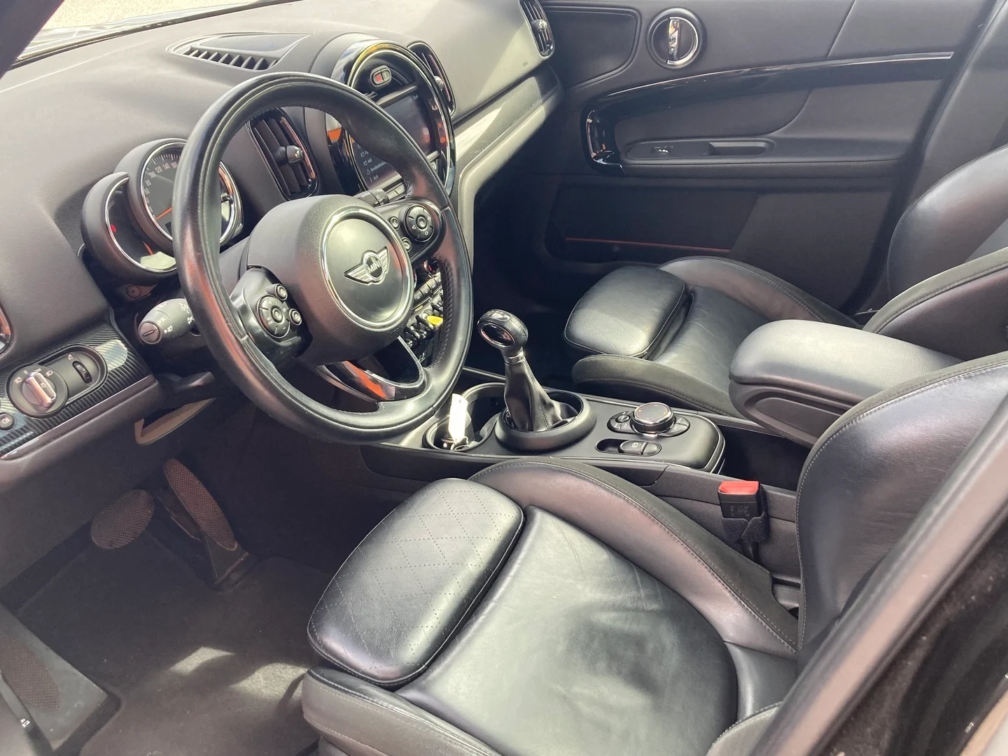 Car Image - 4h6xNuJ7h5uxYCgzPBNWHY