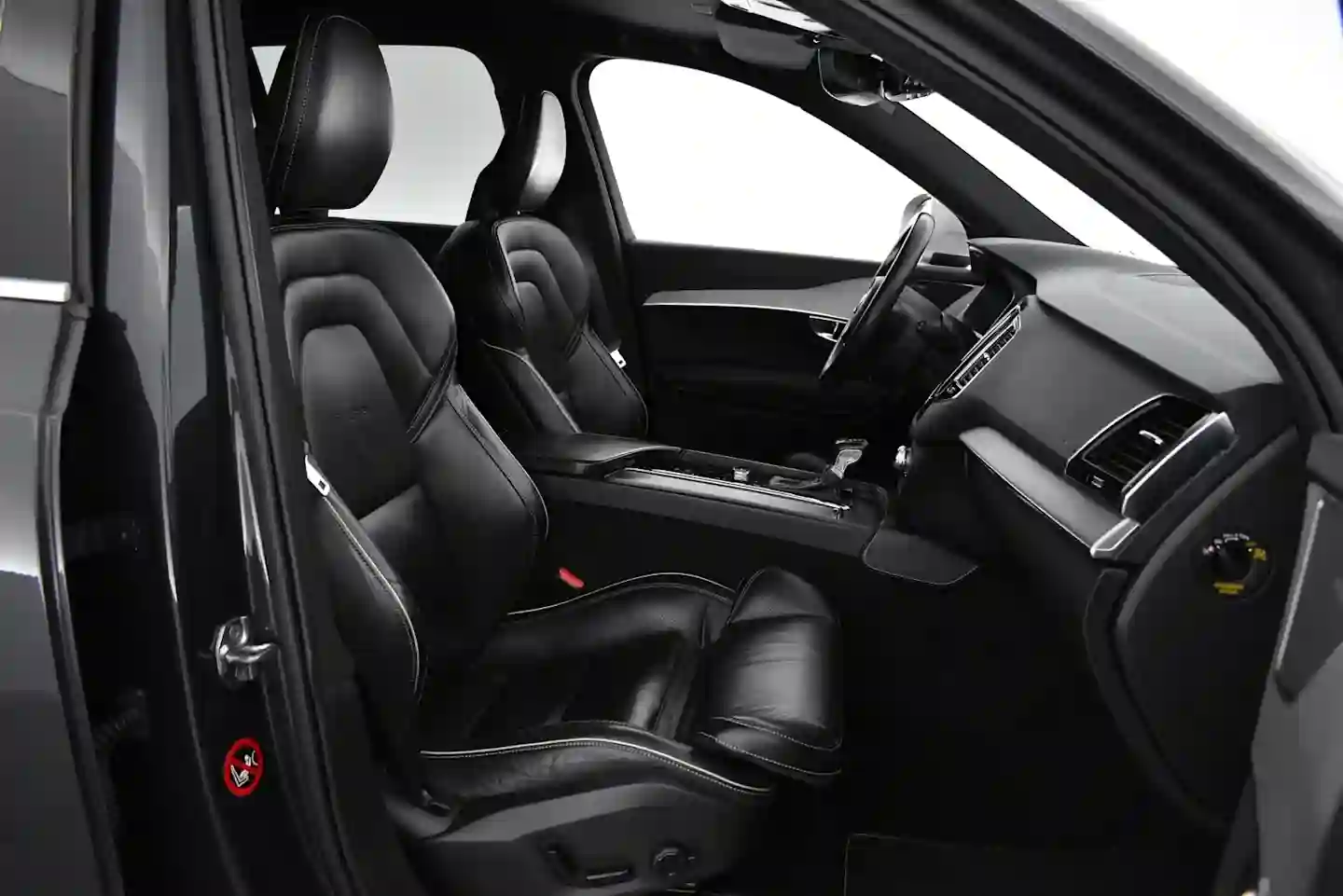 Car Image - tSD9zDIwXDuUO8I19vZbB