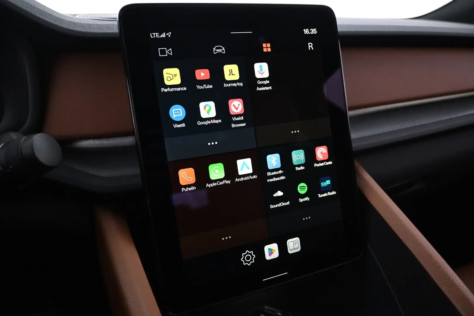 Car Image - 4HduEv3ukAXww3Qkd2JaaC