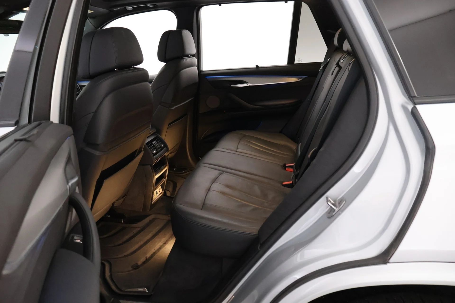 Car Image - 6wcpxFq53jpBBhPioFoNjf