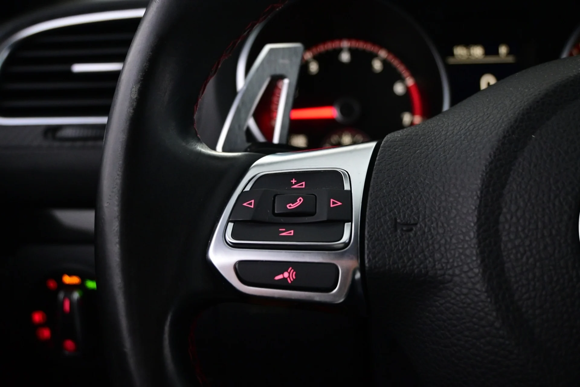 Car Image - 4XLPDrkV5p9kaRTdIyzOZK