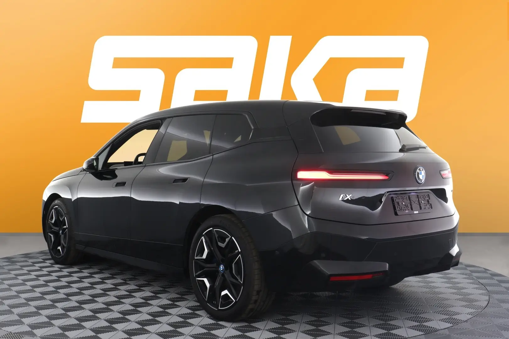 Car Image - 3ddSLBt6JJ3PCX1g9paF2h