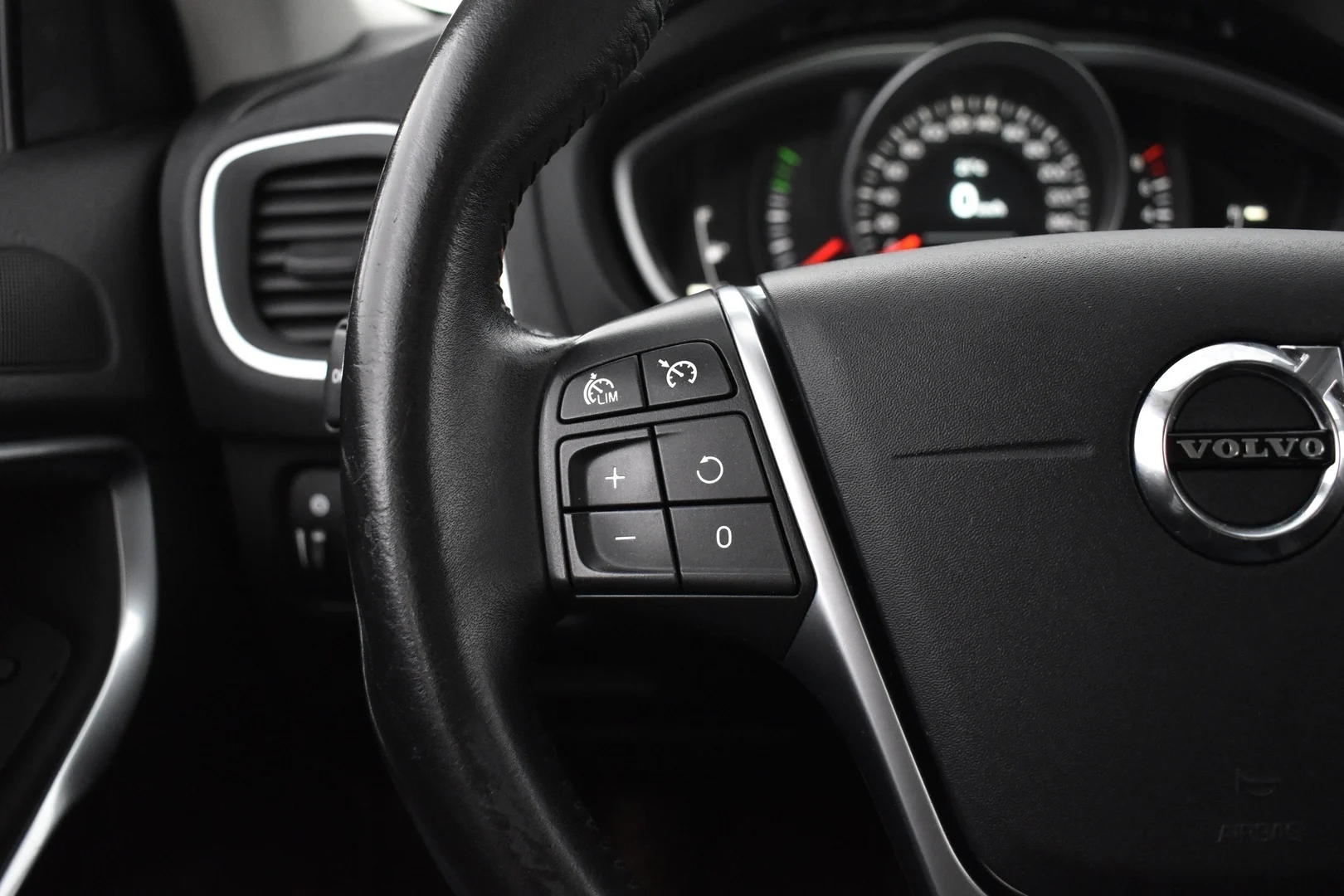 Car Image - 2HrBfaRg4gGGvfdtc3GHOh