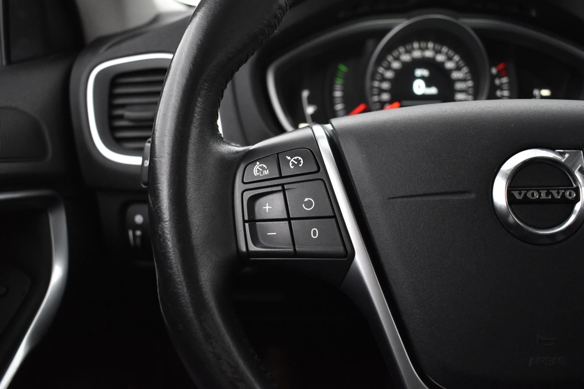 Car Image - 2HrBfaRg4gGGvfdtc3GHOh