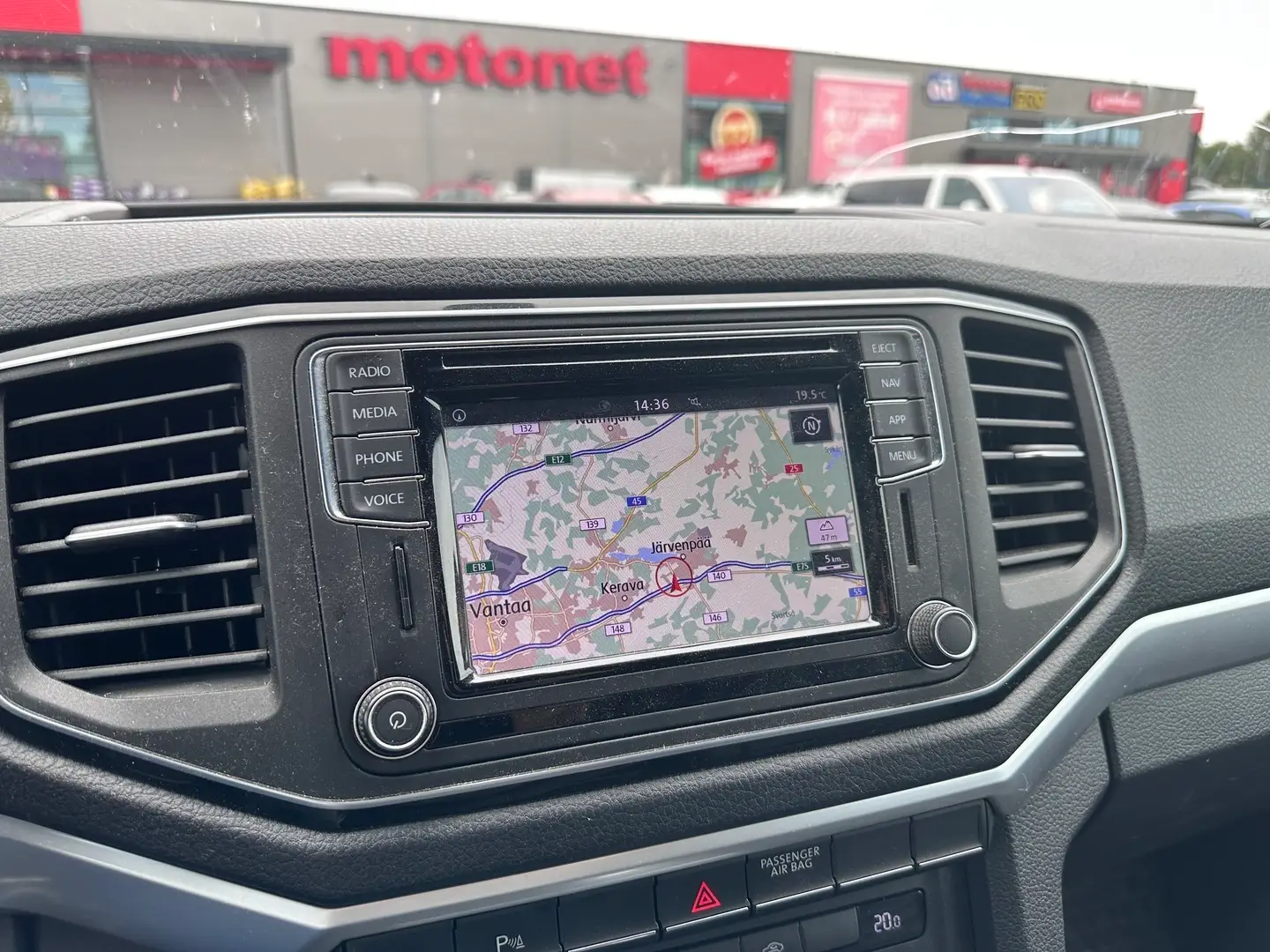 Car Image - 1vn62LfHWaRFilWbQBNWCQ