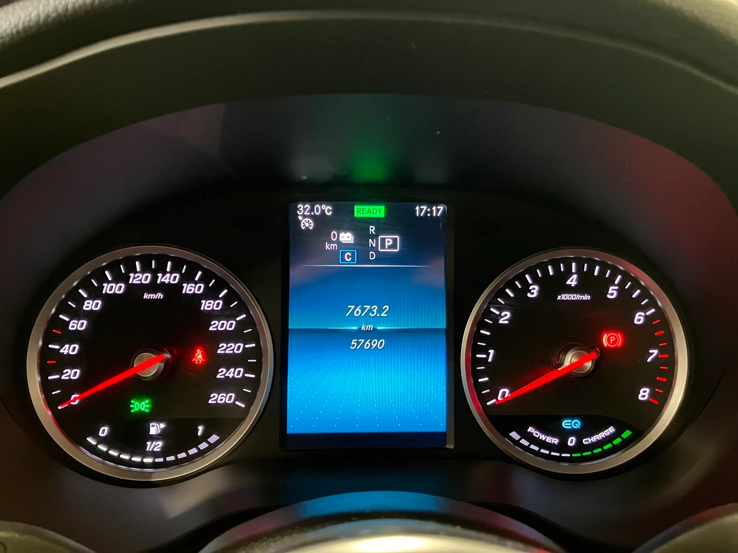 Car Image - 1dPnf6hJV8yAtnU4slfRyA