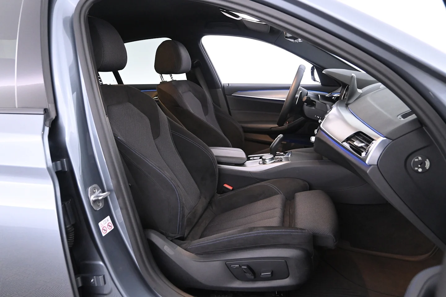 Car Image - 4oZVOgXCABymbNhKcO747j