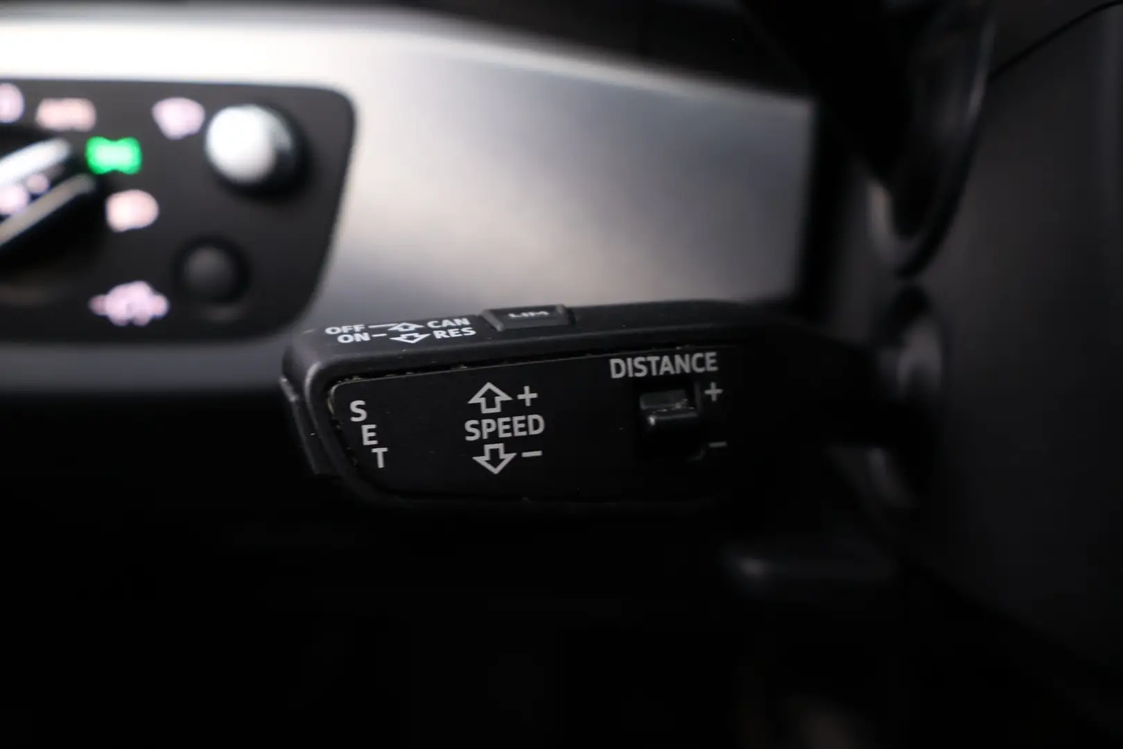 Car Image - tm977Jc8o3FB0ildjuctH