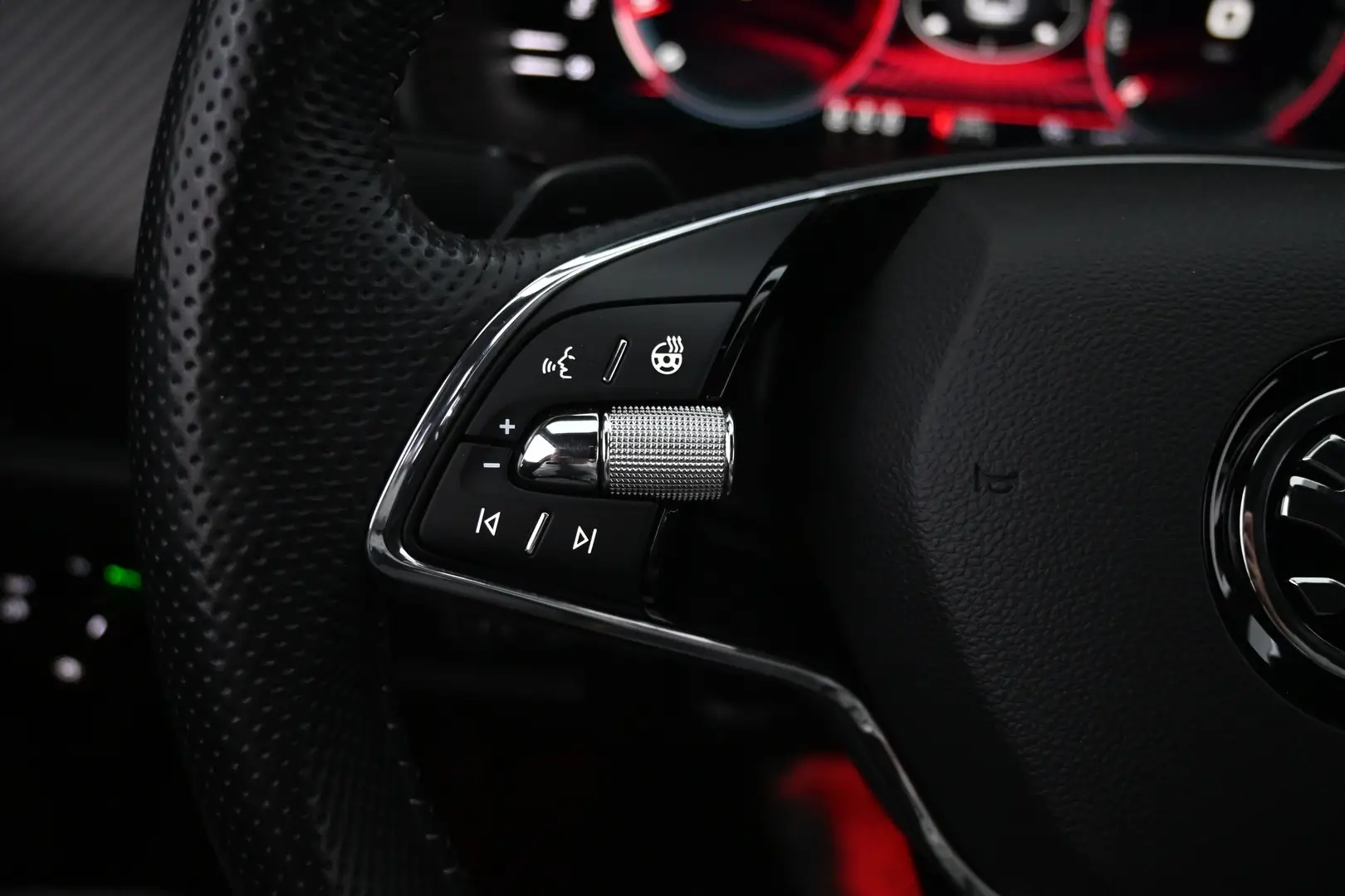 Car Image - 7kjUt2NC4uEfZcjCPu6rhK