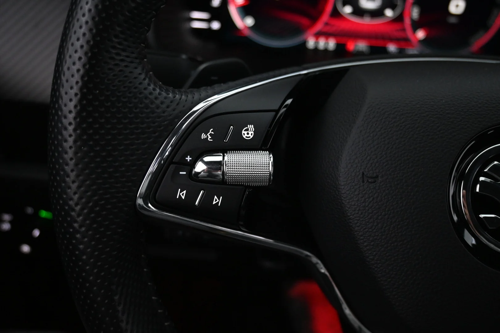 Car Image - 7kjUt2NC4uEfZcjCPu6rhK