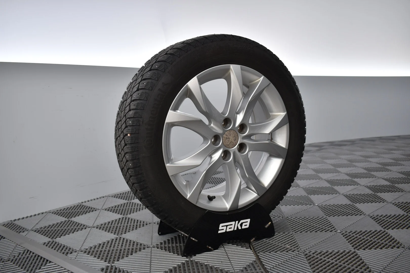 Car Image - mhyTFhZQoedqssjefeC9u