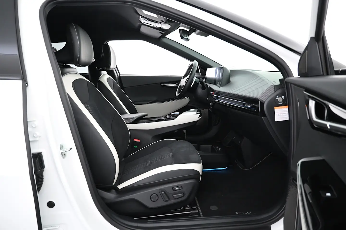 Car Image - 1Pgj514yet48N6tAF0rD3e