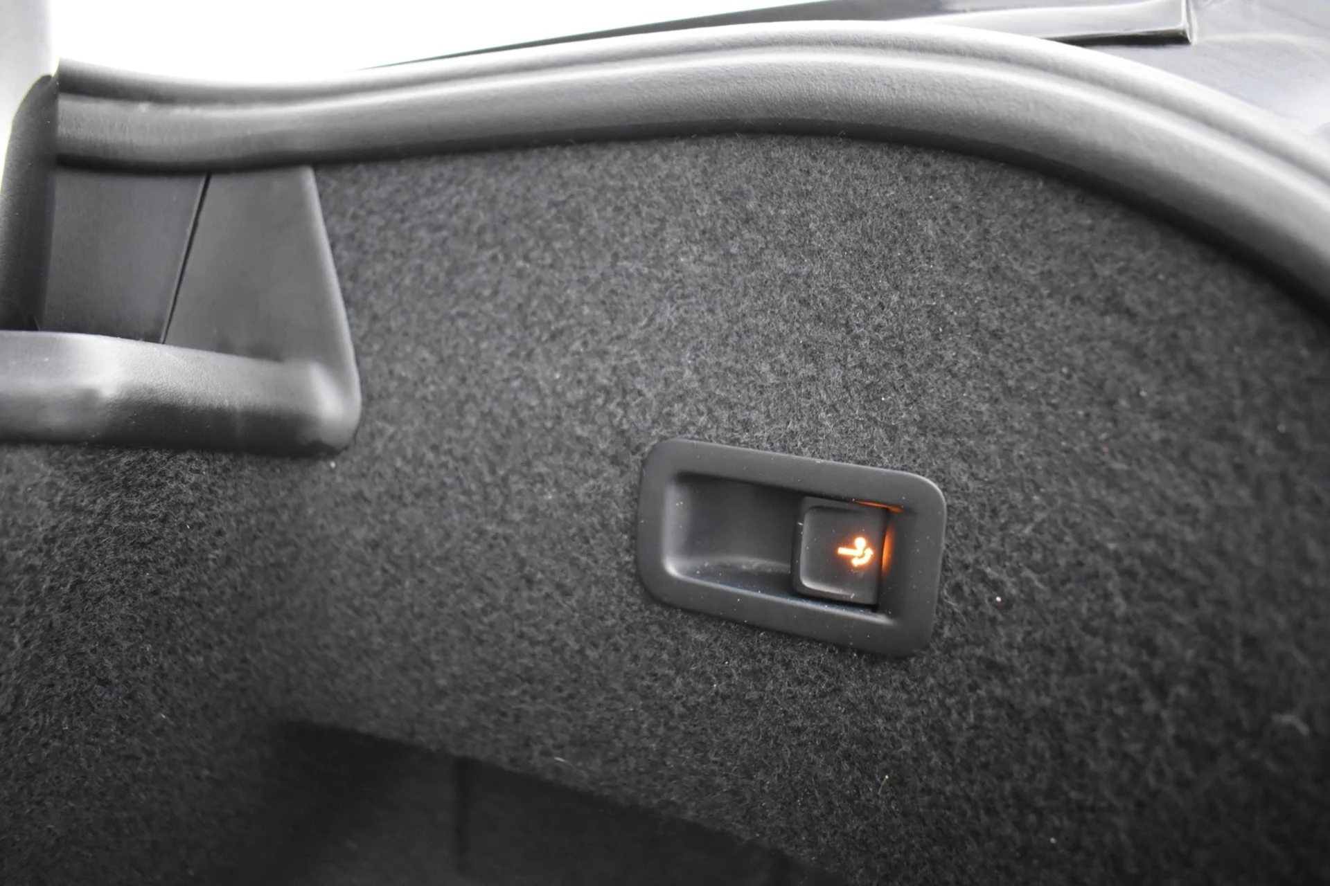 Car Image - 268g7MbaQrVqxbuydFUxkK