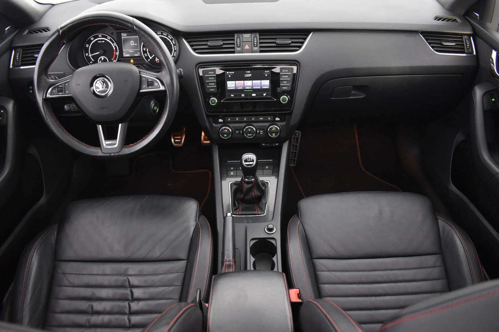 Car Image - 4qOYpgaHvDrwNu5xMOXfRt
