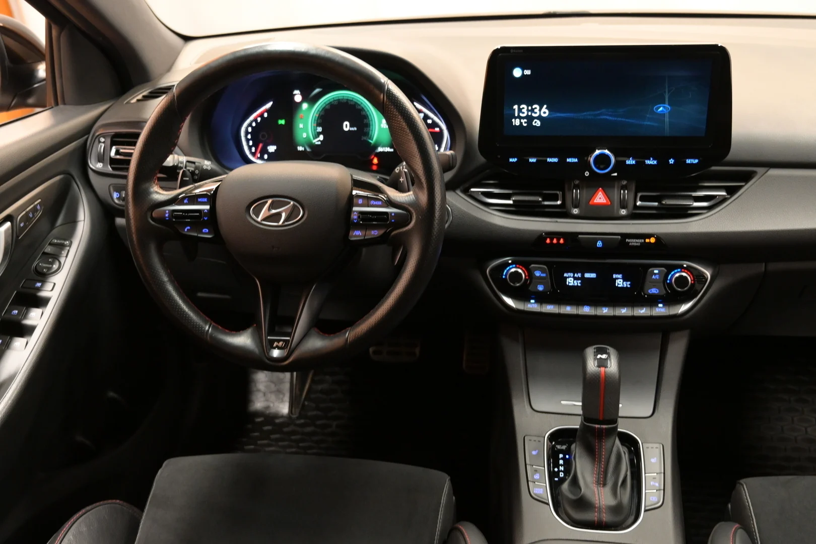 Car Image - 1uFz45u47rCosbxIWG1mxH