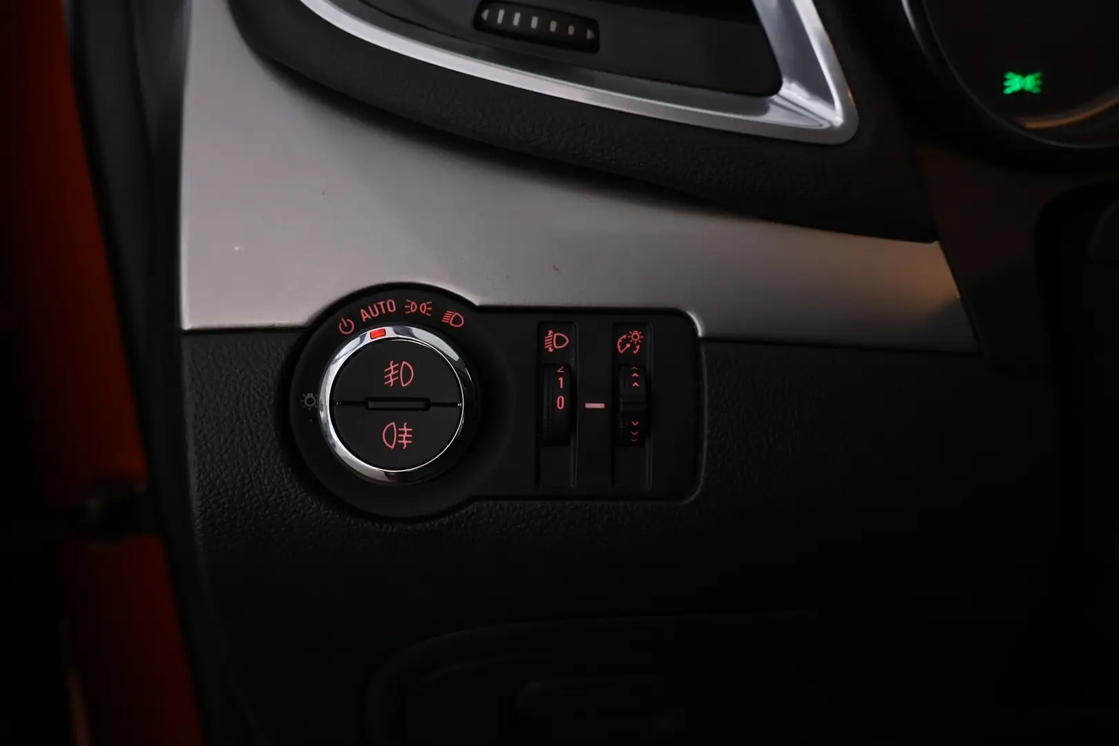 Car Image - 4AVBdKhHzz2rVGp1CdYfW9