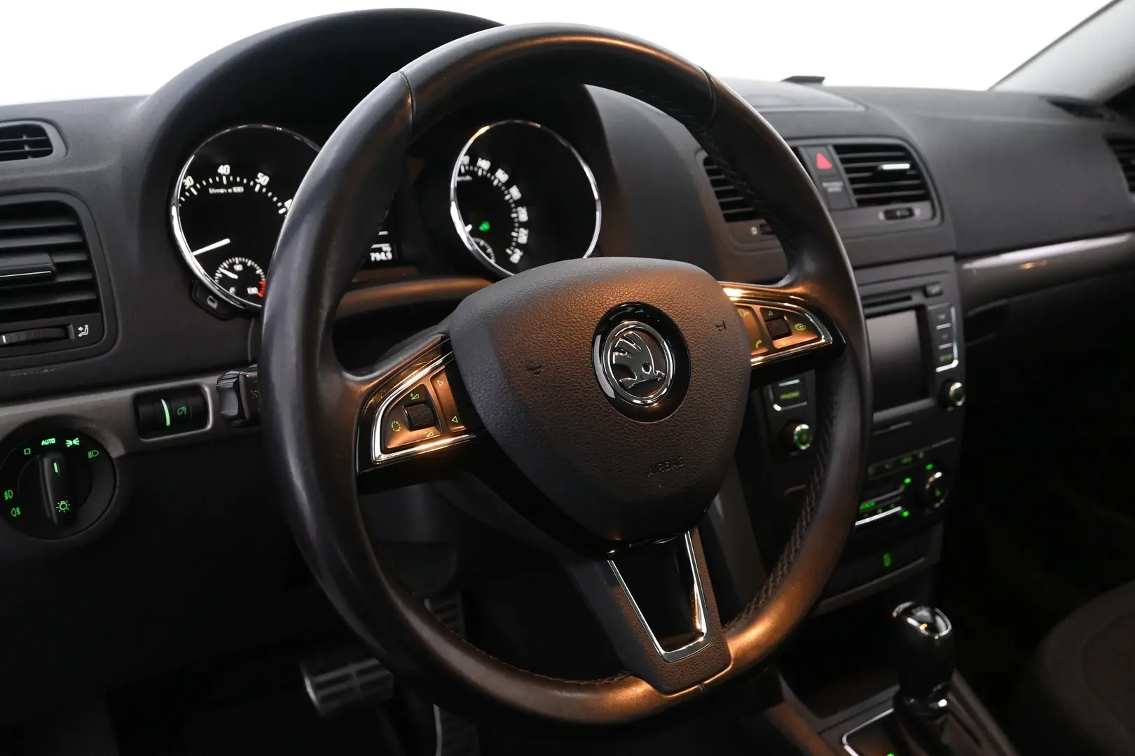 Car Image - 4kZSAhWKROUn5d8N0IbyMp