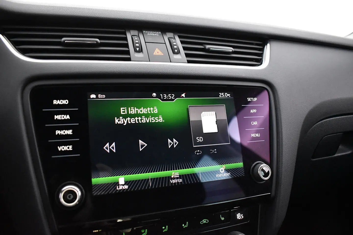 Car Image - 6PezX2iC1PM0WQ5Nz7xQdH