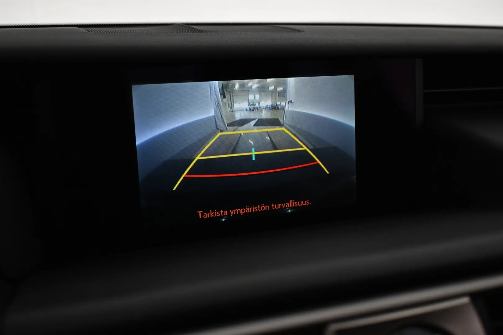 Car Image - 15nCJeBvKVuyxIQcBYvmQY