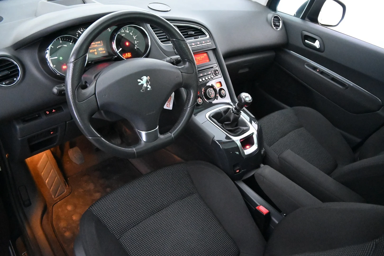 Car Image - 1C0zkr0rqvi7qltffJ8Pui