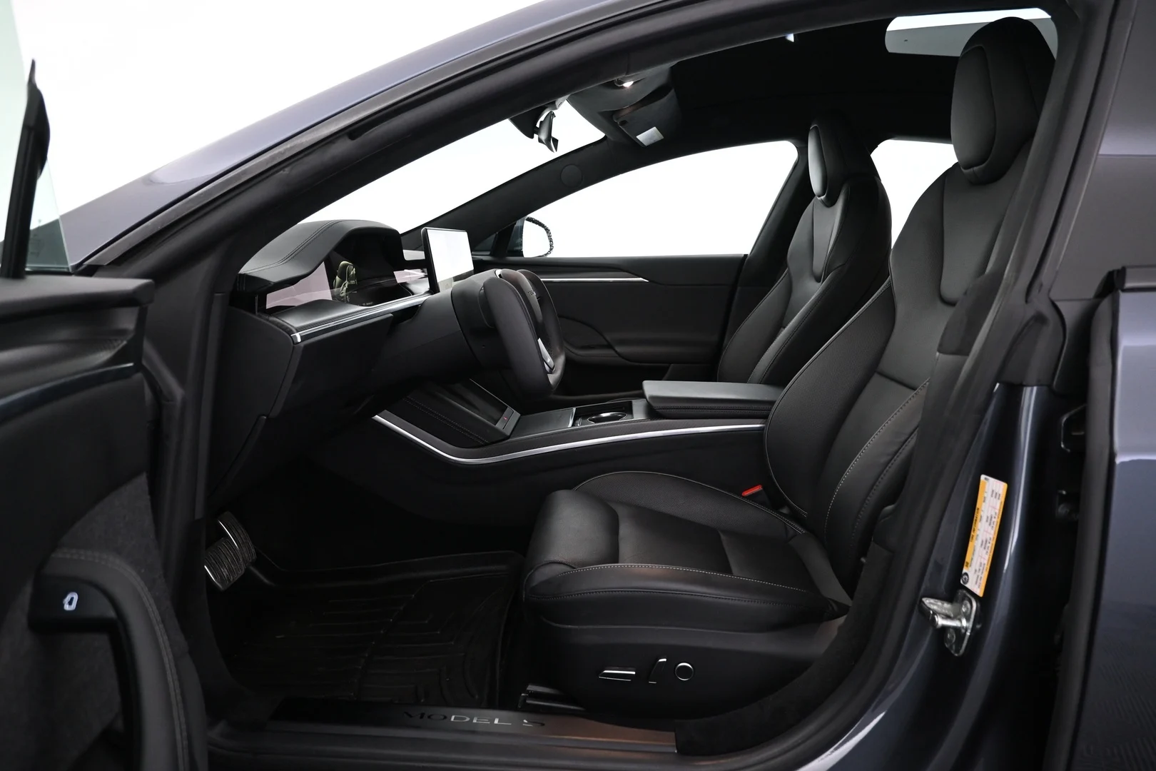 Car Image - 4hLCBVn4v6oEoLAvfSOArR