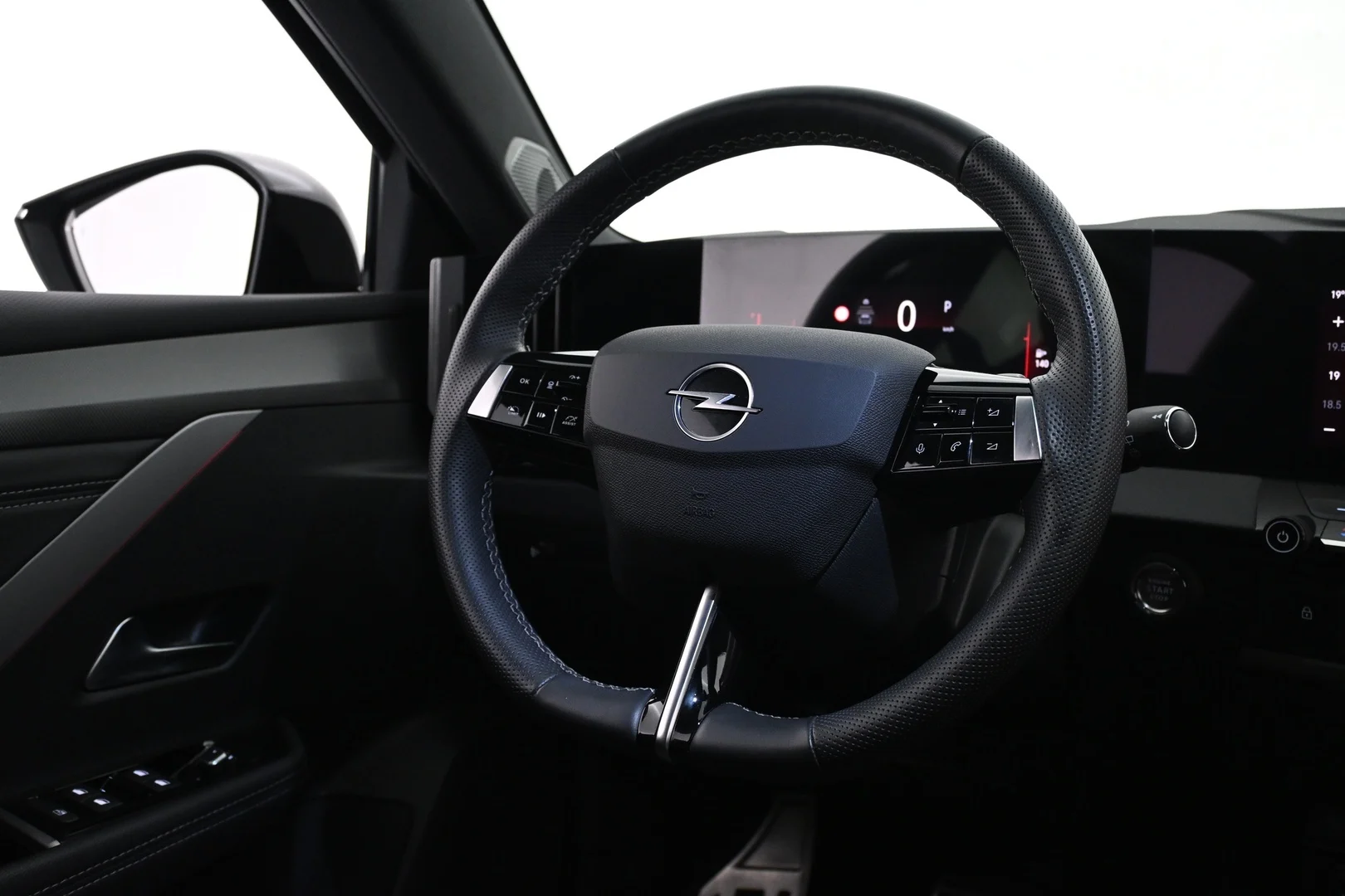 Car Image - 6Mdk6y9OFnQclCWyKh1Hgh