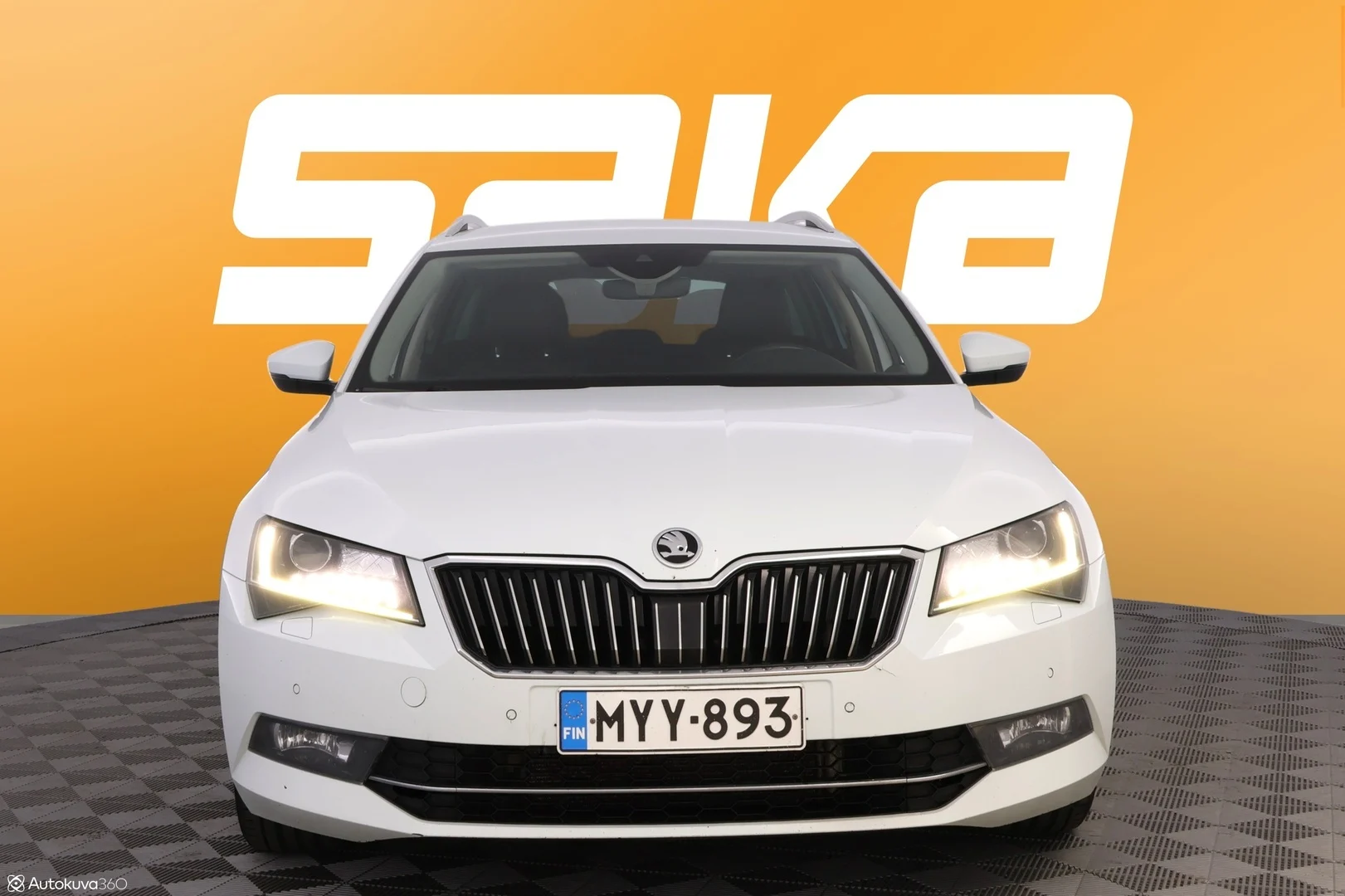 Car Image - 1yauwHcEL4d74INgr7BeWk