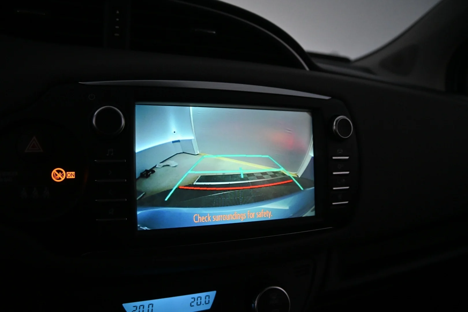 Car Image - 1EBQRO3plQITQhYzzvCASX