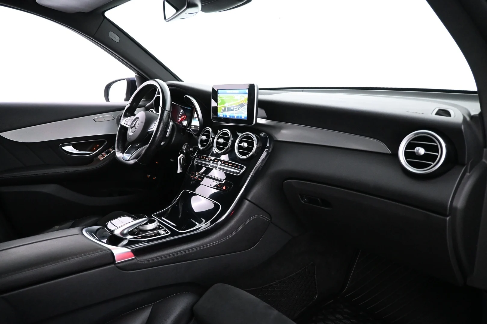 Car Image - 798olKOOd0TSMsV3ETmRTd