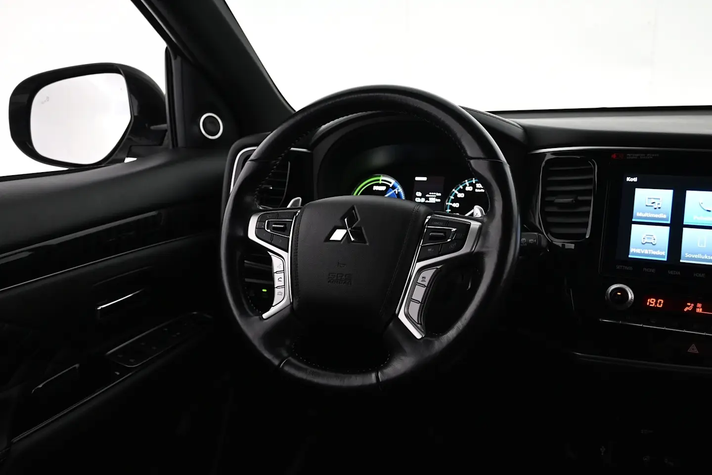 Car Image - 2TA5R7STDHfC6N9dbr8L6S