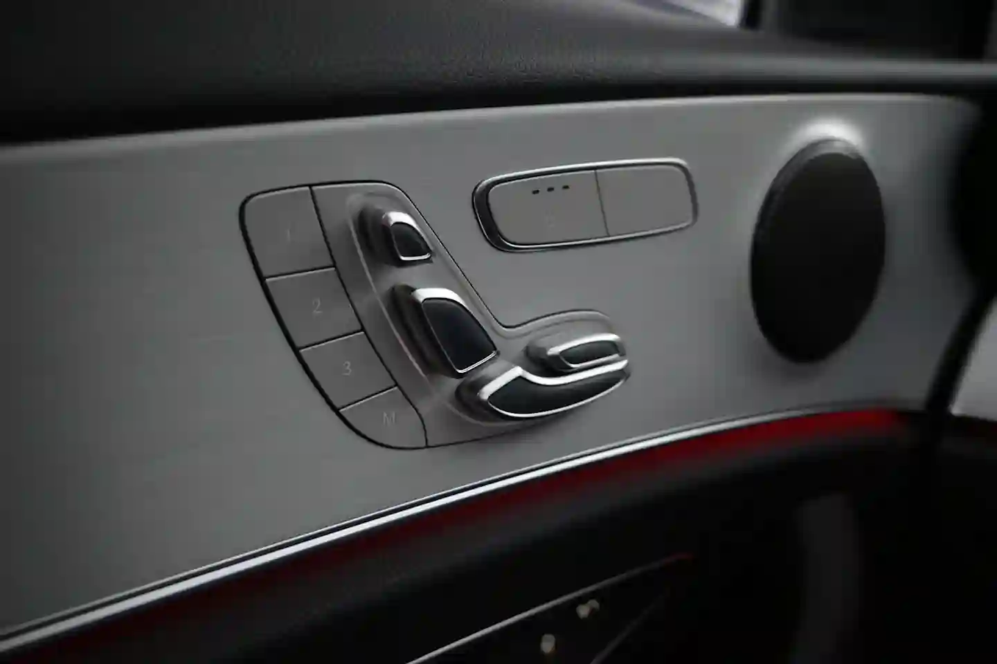 Car Image - 7t70eCS5KD9S2XgGO5uJfd