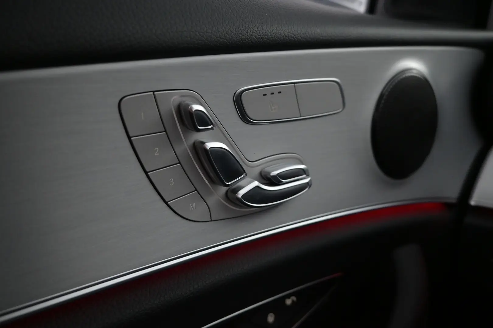 Car Image - 7t70eCS5KD9S2XgGO5uJfd