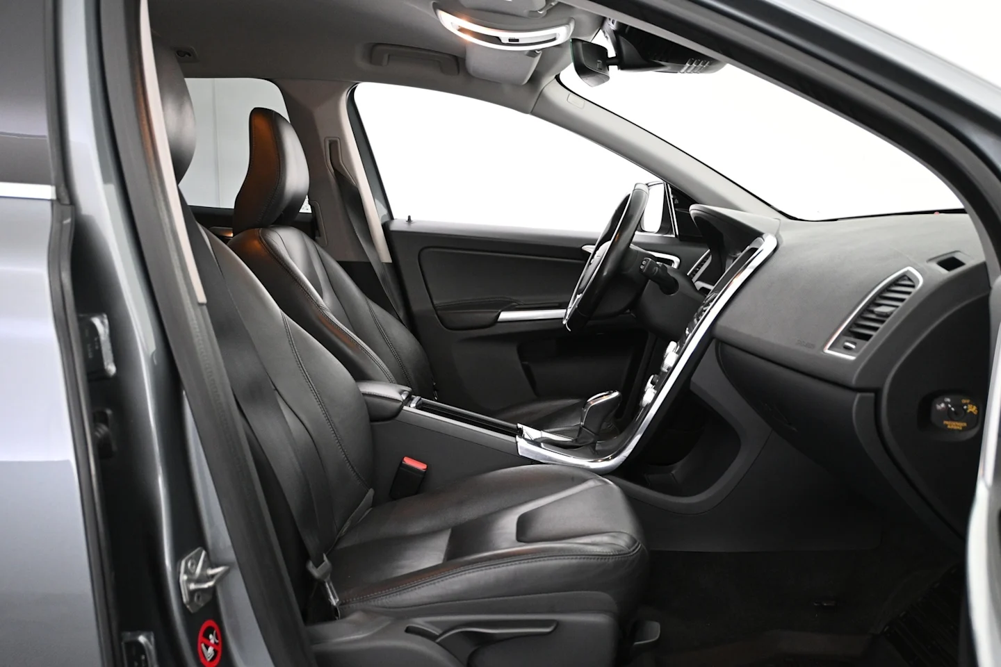 Car Image - 2mrvOboysSfymTPrAoRw71