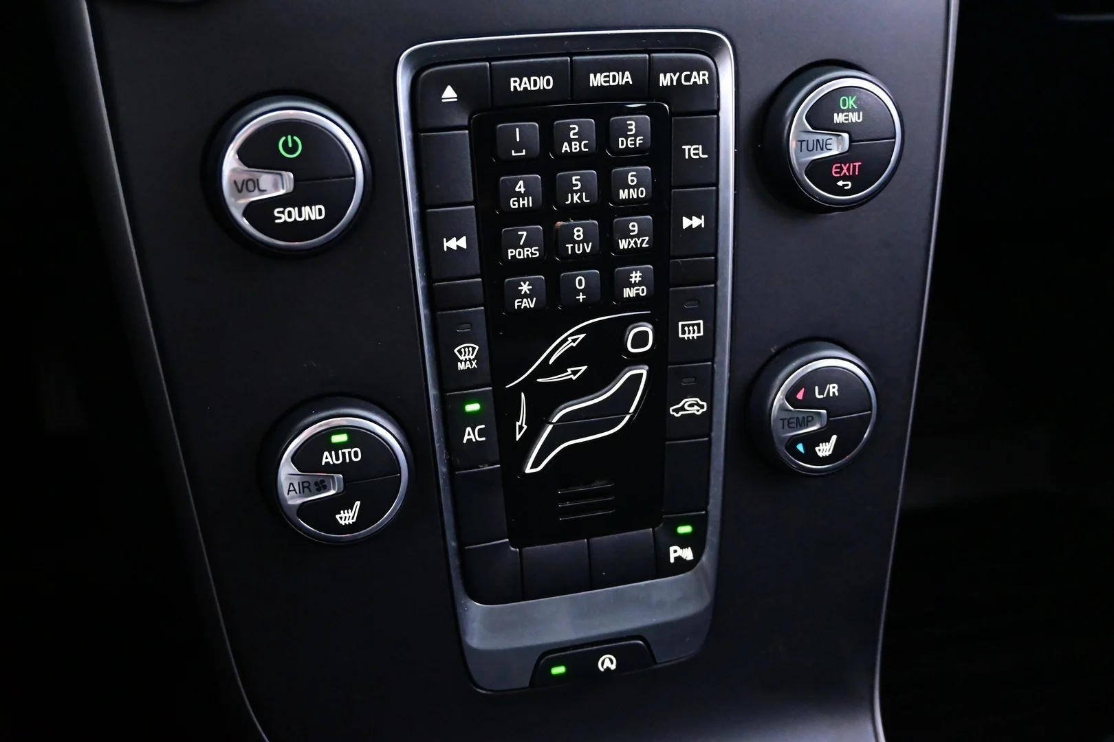 Car Image - 2IZZaJZxqHvhTFQXX3VEBm