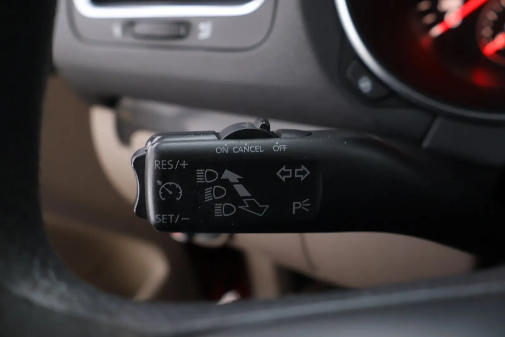 Car Image - 2e7UQiQIBeIVXUiYVc9kN7