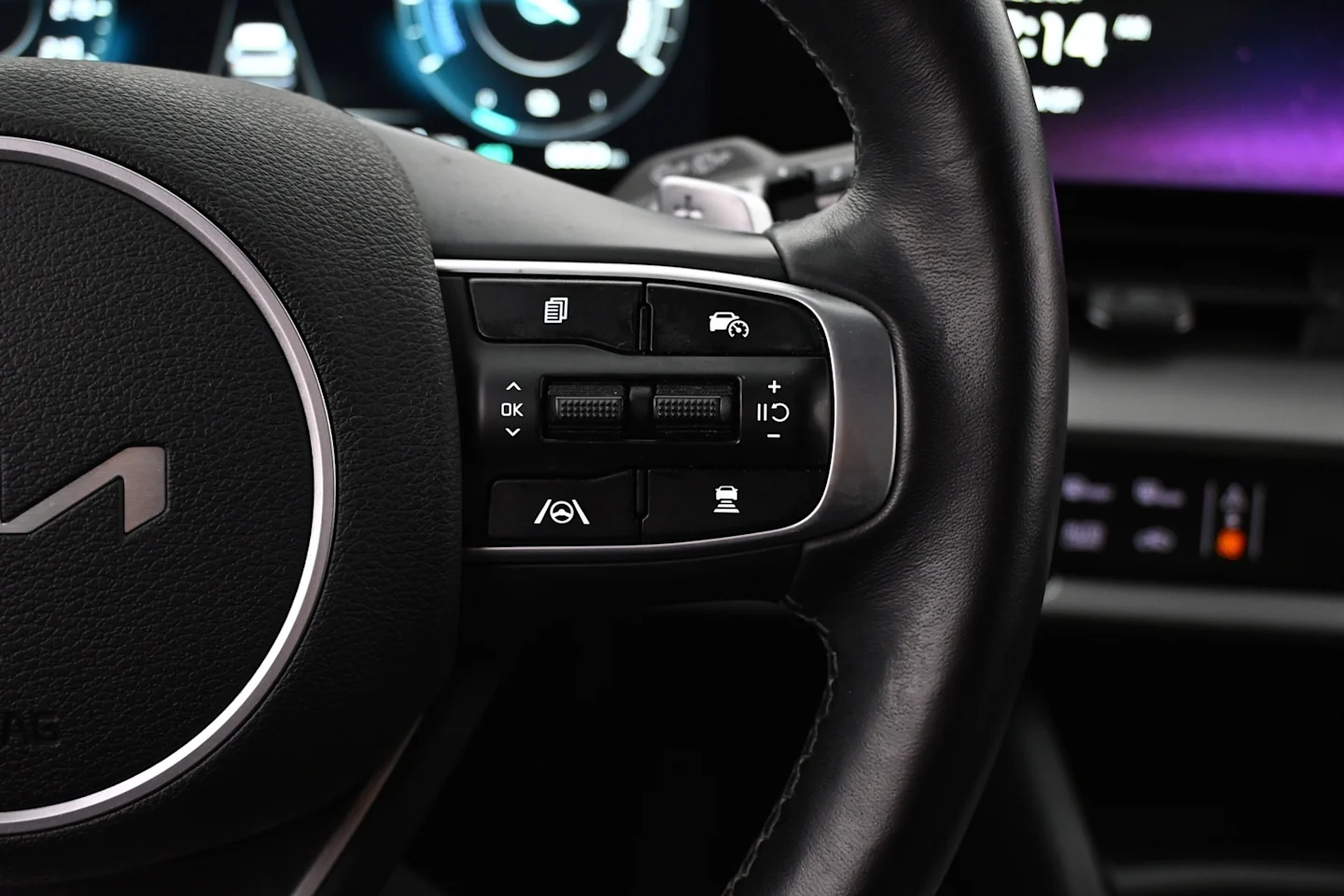 Car Image - 1Cd73wa1Ct9EYPgEApnR6i