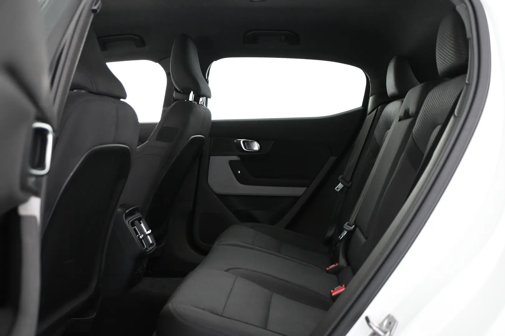 Car Image - 3R0DkSwNfRIe1rppvsNSxV
