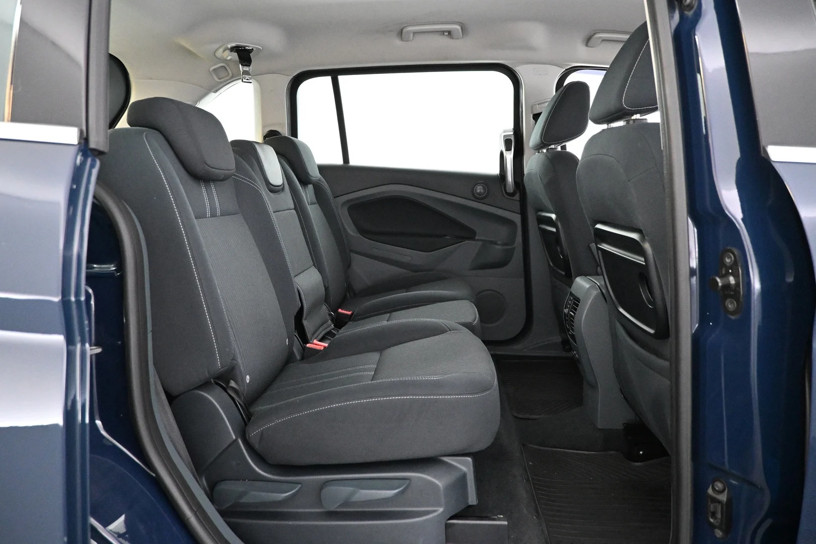 Car Image - 6MSVcH9kDRDtlU67wmY8Cv