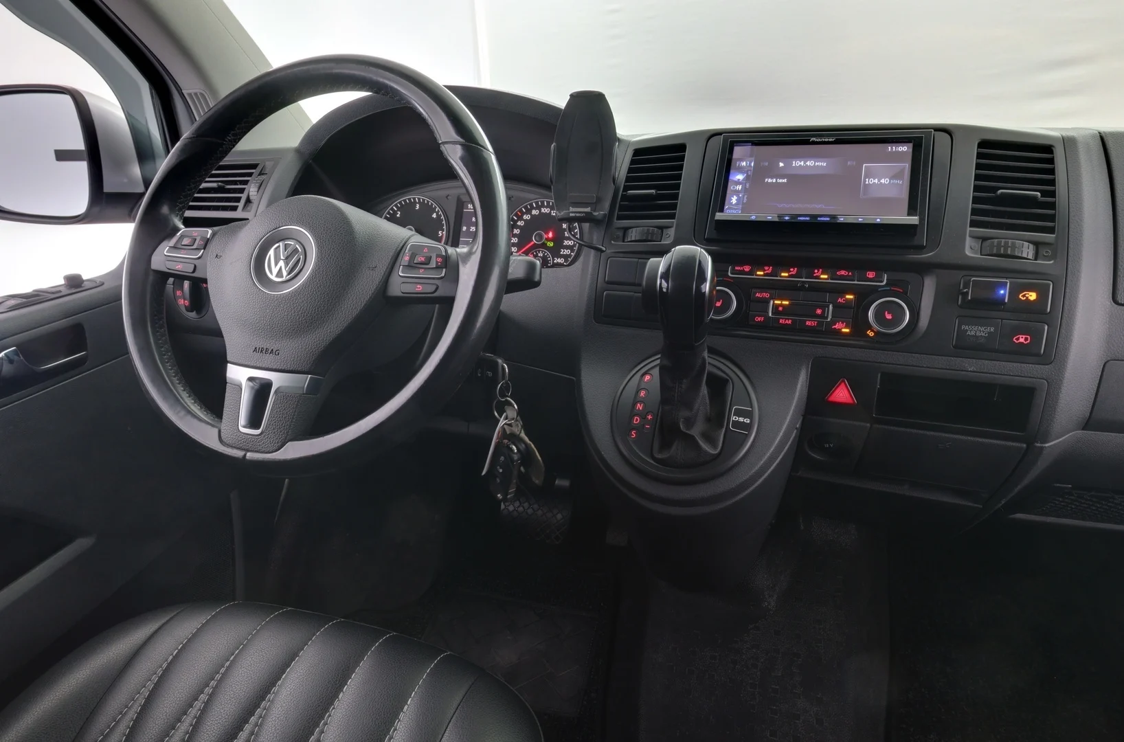 Car Image - 3dwKdS2V9CoBIwuUcsqEOb
