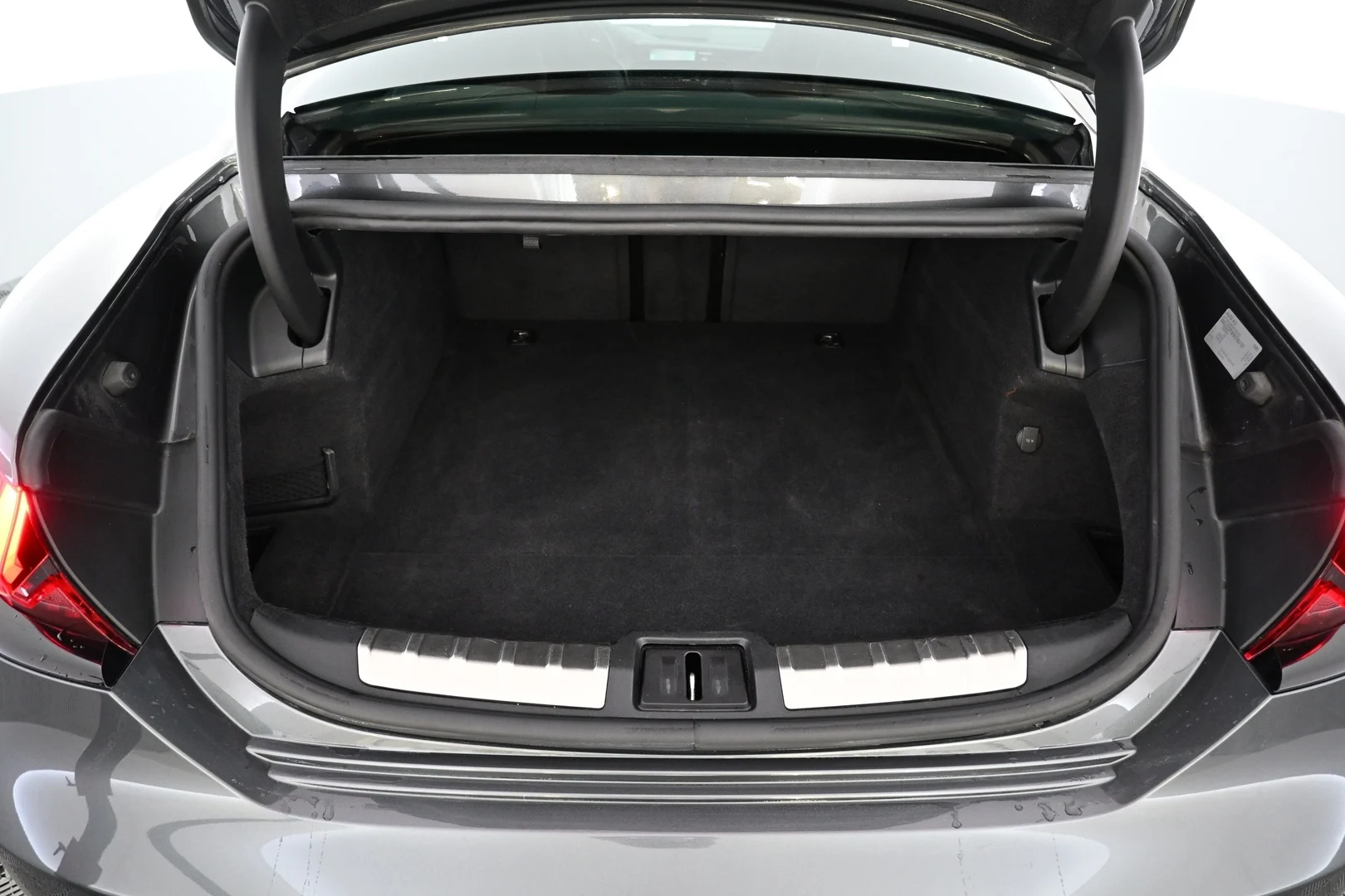 Car Image - 15p8WsM0YNX6MC2q27AQ1U